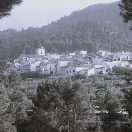 Alojamiento Rural El Metge Penaguila Buitenkant foto
